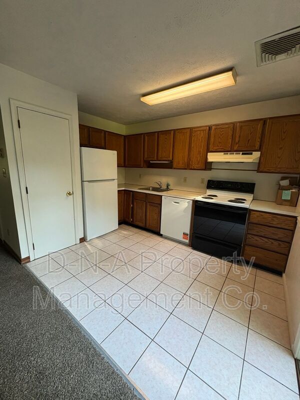 103 King St