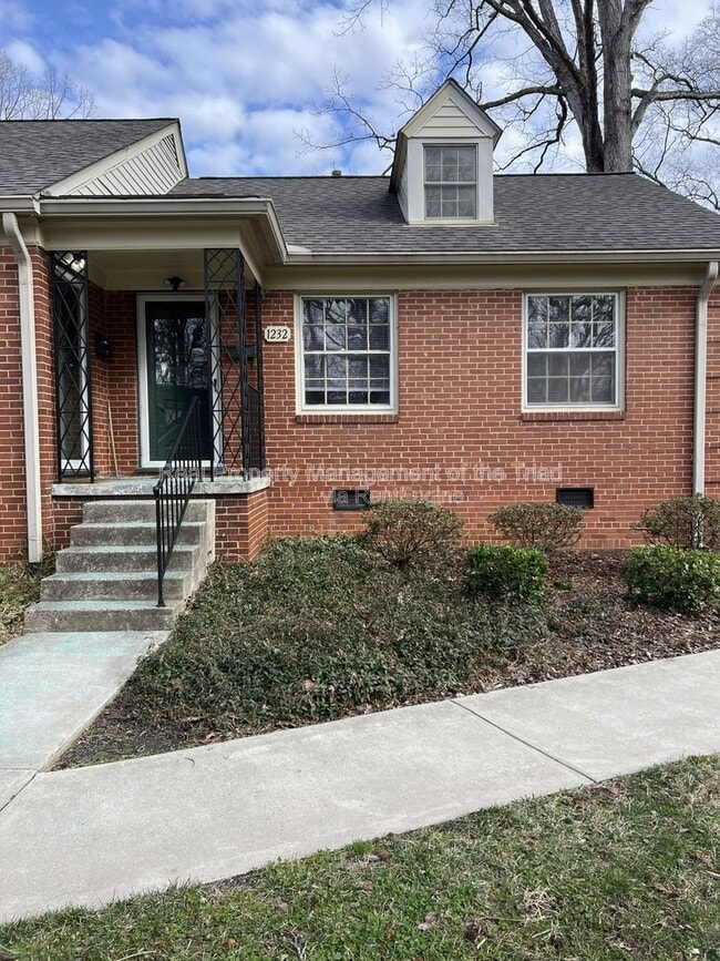 Building Photo - 1232 Pamlico Dr