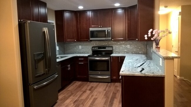 Photo - 803 Potter Dr