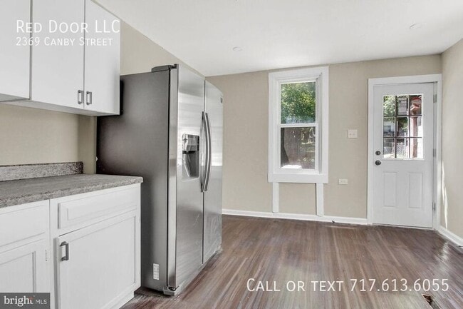 Photo - 2369 Canby St
