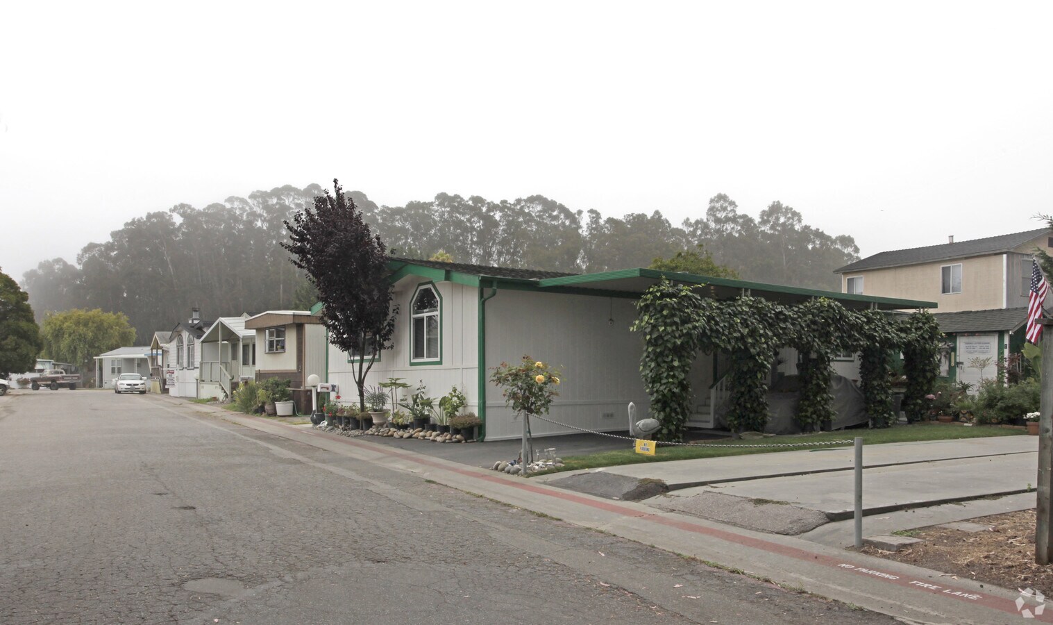 Photo - Pleasure Point Mobile Manor