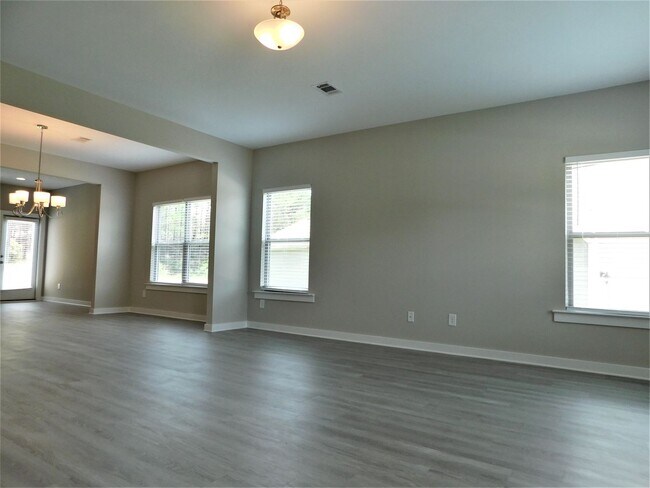 Photo - Home for rent in Brookwood, AL.... Available to View Now!!!