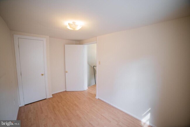 Photo - 1305 N Lawrence St