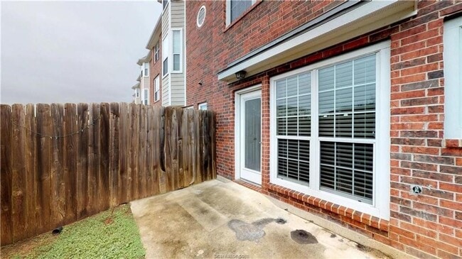 Photo - Lakeridge Townhomes #3010