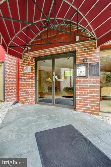 Building Photo - 1830 Columbia Pike Unit 601