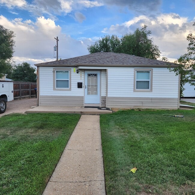 Building Photo - 6850 Reno Dr