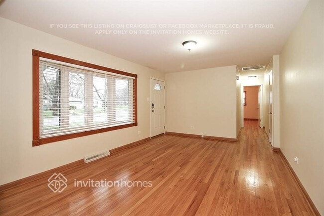Photo - 18829 Greenbay Ave