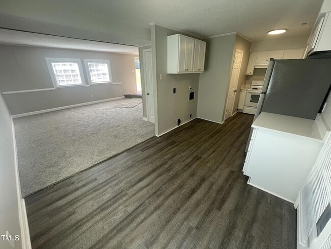 Photo - 237 S Pine St