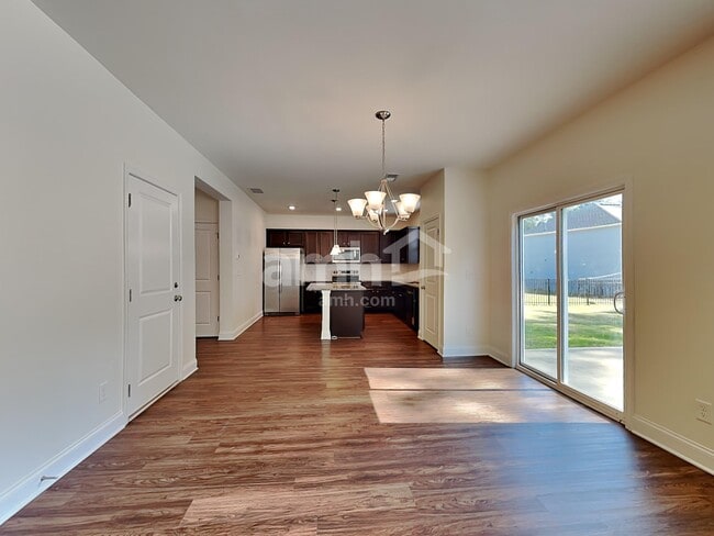 Photo - 602 Lk Vis Ct