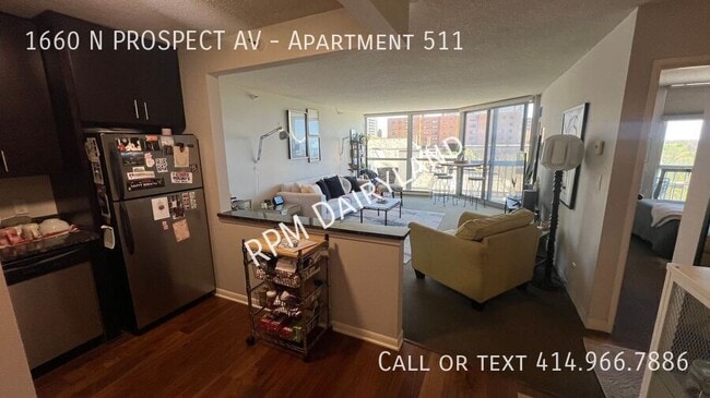 Photo - 1660 N Prospect Ave