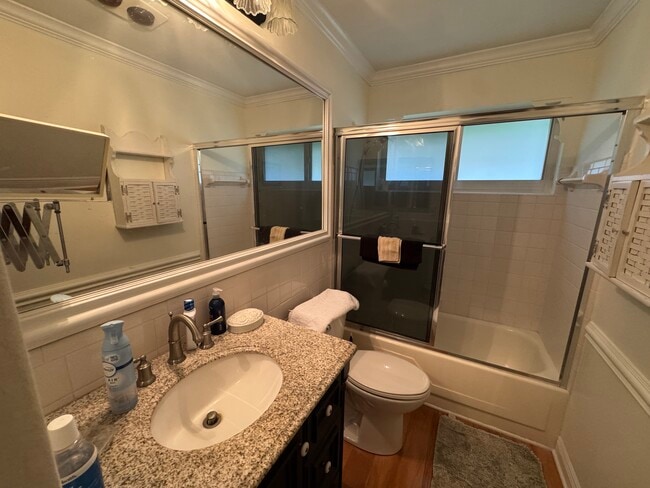4920 NW 54th St