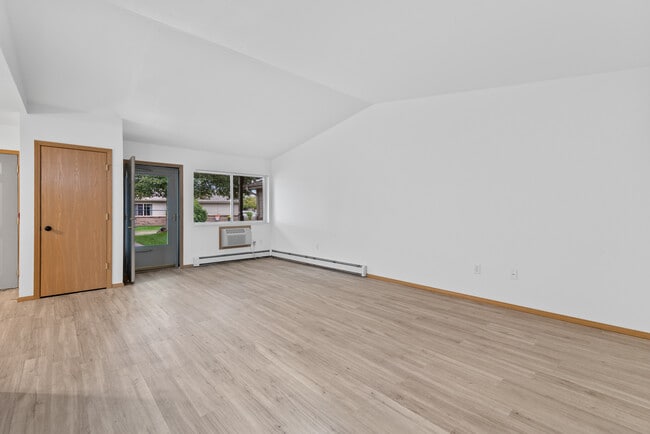 Tamarack Gardens-Distinctive 55+ Community
