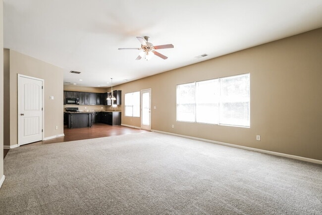 1088 Sandy Bank Ct NE