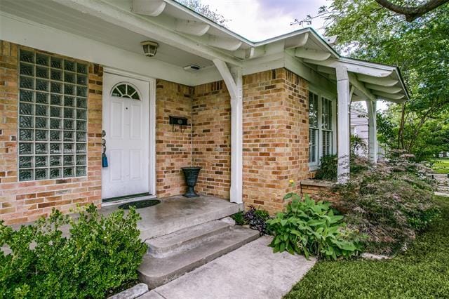 Photo - 6137 Sudbury Dr