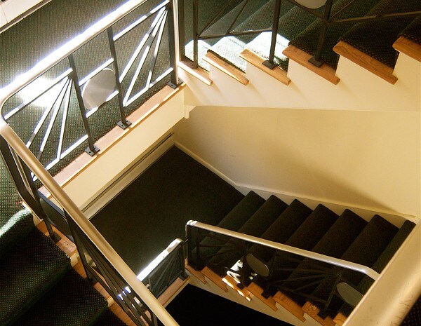 Photo - Mirabeau Manor