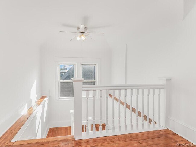 Photo - 552 N Broadway