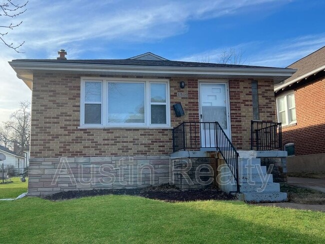 Building Photo - 1509 Collins Ave