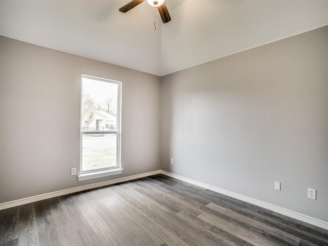 Photo - 1403 Dennison St