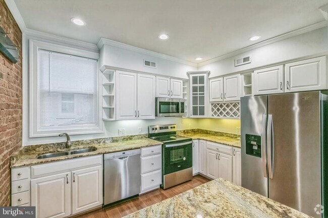 Building Photo - 1757 Willard St NW Unit 1 Rental