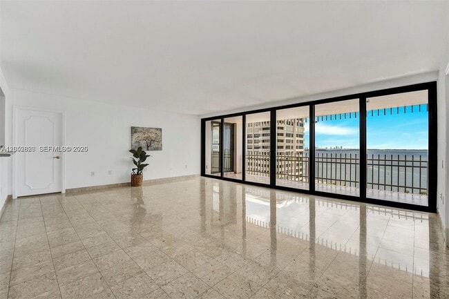Photo - 2 Grove Isle Dr Unit B1103