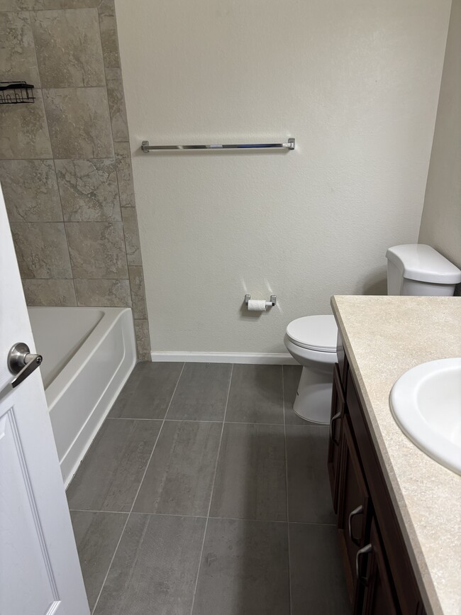 Building Photo - 15460 Canyon Gulch Ln Unit 310