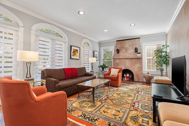 Photo - 2406 Arbor St Unidad D1