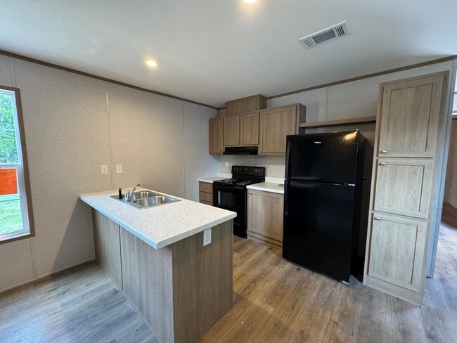 Photo - Brand-New 3 Bedroom, 2 Bathroom Mobile Home for Rent – Live Oak, FL