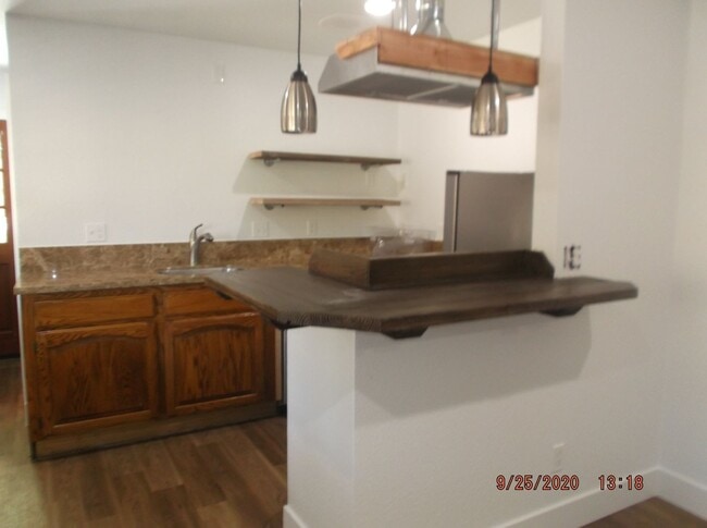Photo - Lake Anderson Studio