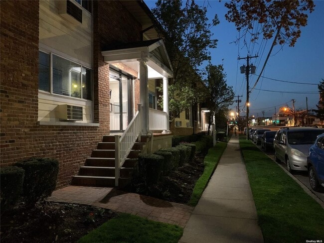 Photo - 721 Willis Ave Condo Unit 8A