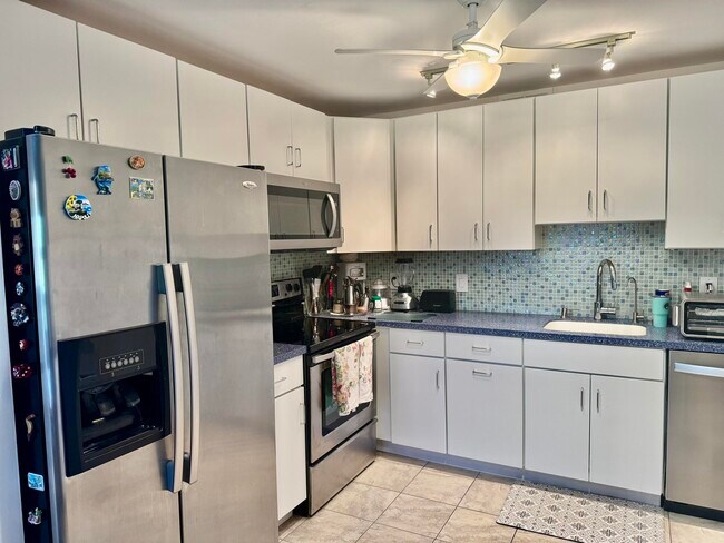 Photo - 1904 Bermuda Cir Unidad G4