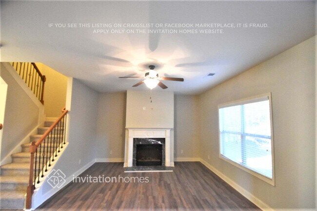 Photo - 948 Pine Ln