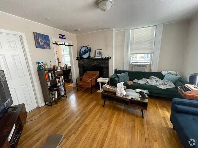 Building Photo - 15 G St Unit 1 Rental