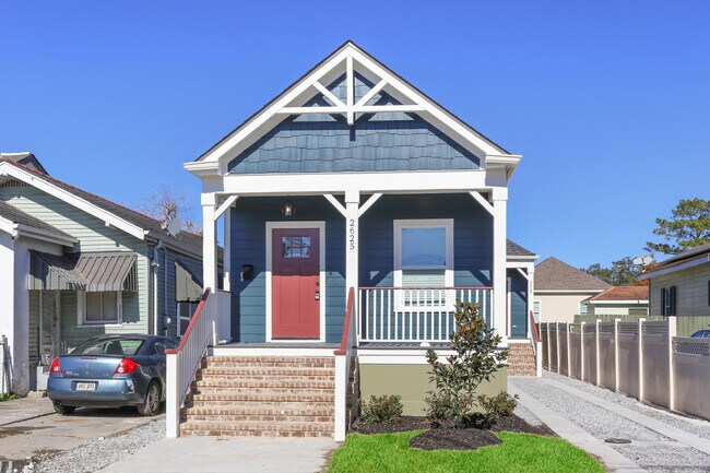 Photo - 2625 Sage St