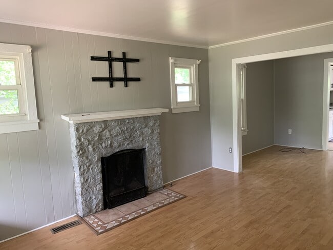 Photo - 1236 Oliver St