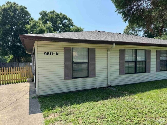 Building Photo - 9511 Sandpiper St Rental