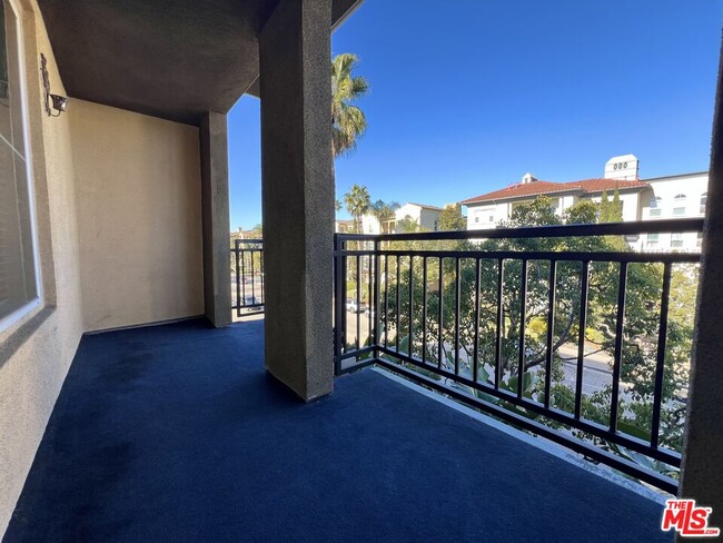 Photo - 6020 S Seabluff Dr Unit 302