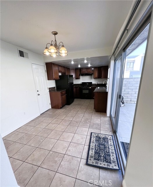Photo - 25234 Lawton Ave