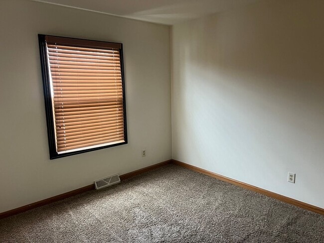 Photo - 1551 E Stonehenge Dr