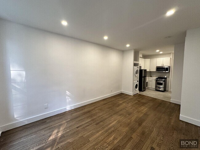 Photo - 156 E 85th St Apartment Unit 2B