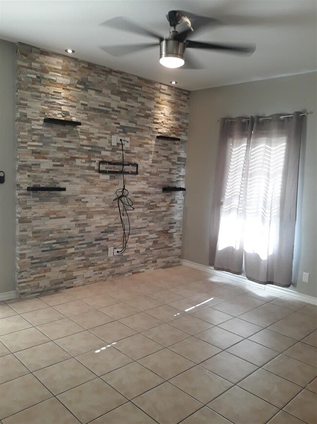 Photo - 9804 Cantera Ct Unit 5