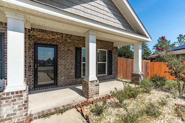 Photo - 303 Merlin Ct