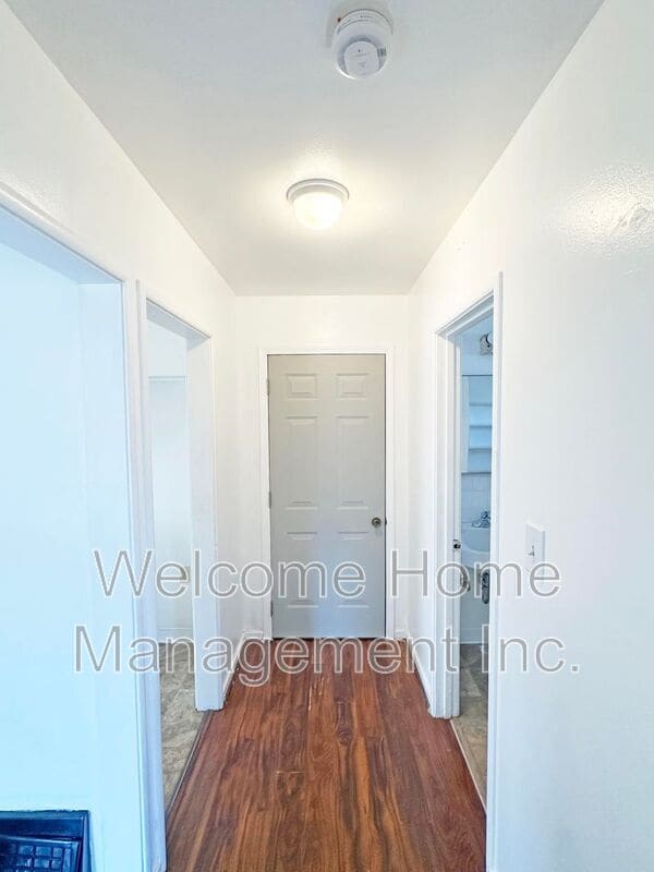 Photo - 24074 Park St