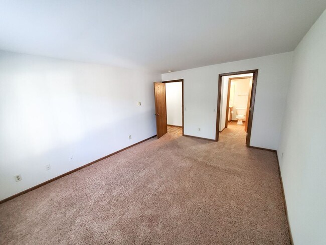 Photo - Orchard Village Apartments