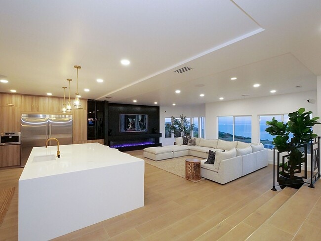 Photo - 32551 Seacliff Dr