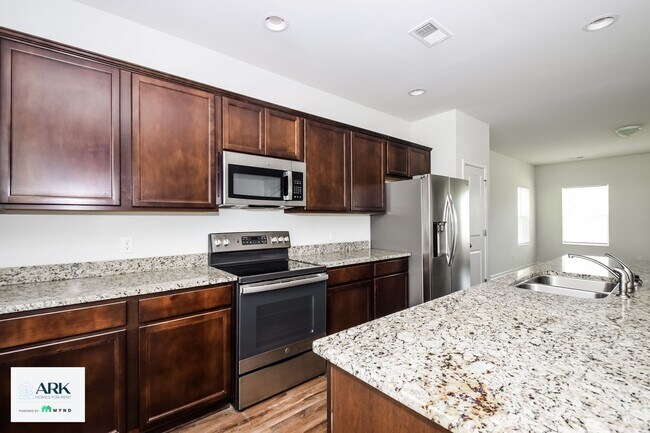 Photo - 72 Enclave Wy