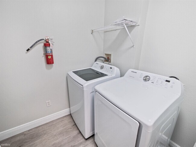 Photo - 1 br, 1 bath Condo - 6518 Swissco Drive 1234