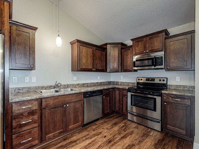 Photo - 411 Sunflower Dr