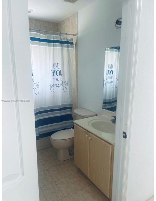 Photo - 8802 NW 109th Ct Unidad 608