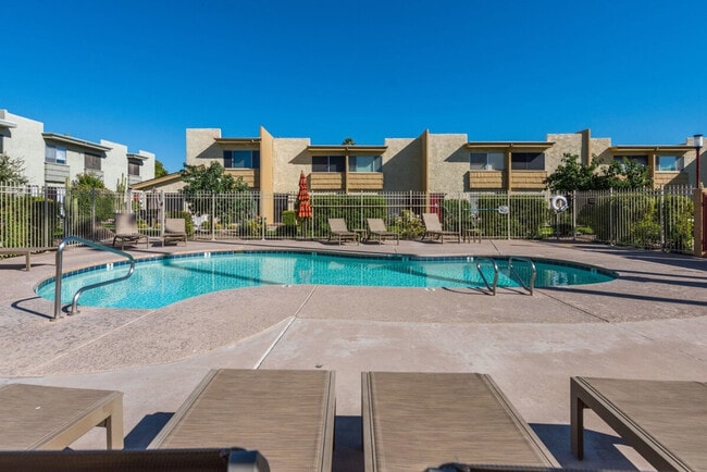 4620 N 68th St Unit SI ID1558662P