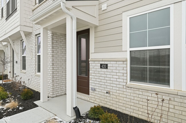 Photo - 420 Elite St